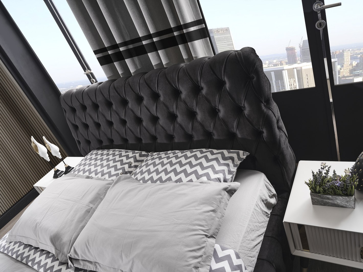 3243887262_1421x1066